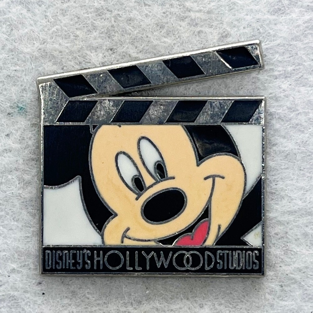 🔮 5/$25 Disney Hollywood Studios Clapboards Mickey Mouse Pin